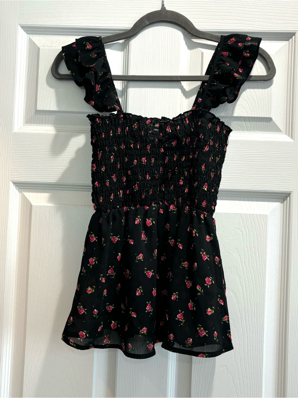 Black Floral Smocked Tank Top XS